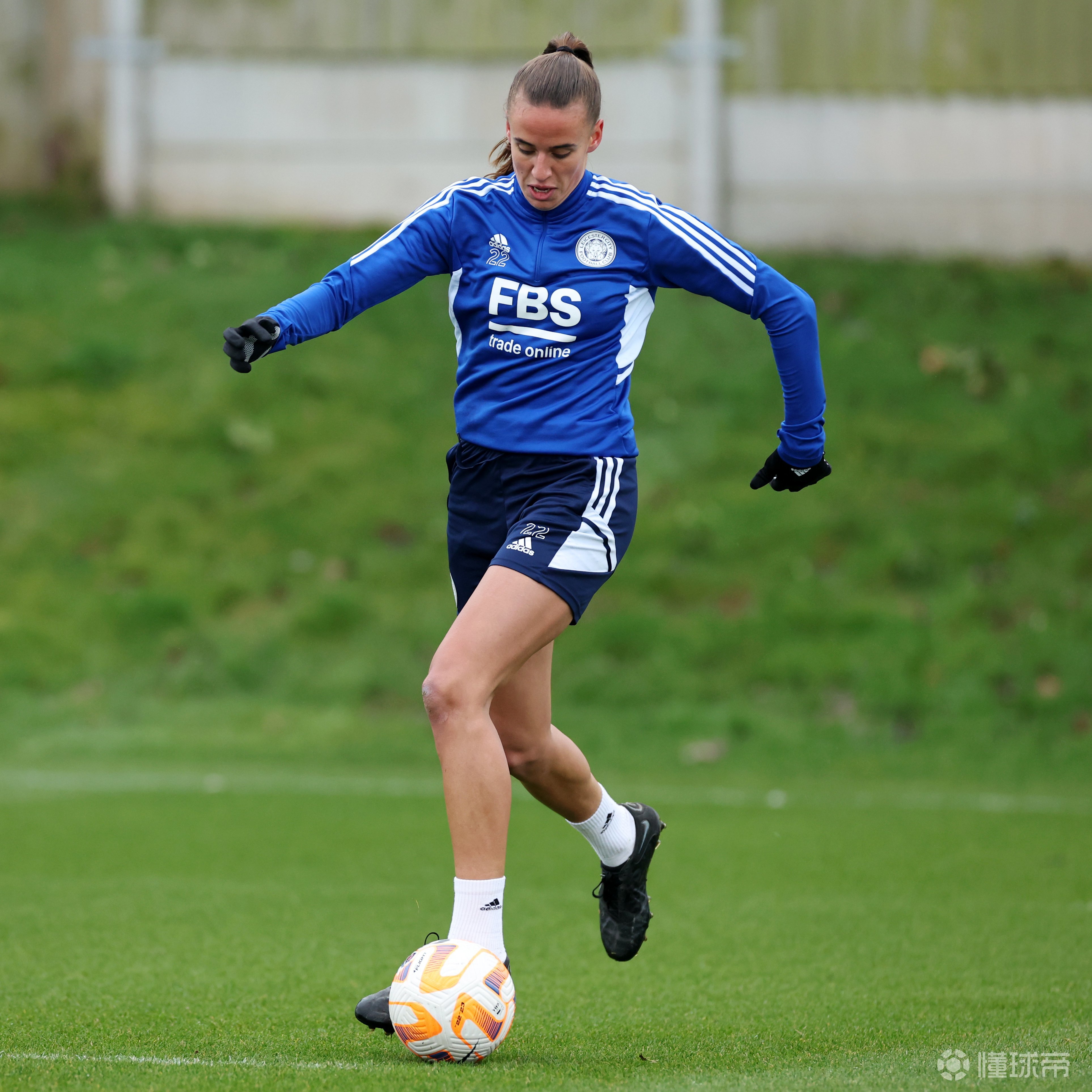 维拉季前赛备战(维拉vs狼队直播) 维拉季前赛备战(维拉vs狼队直播)