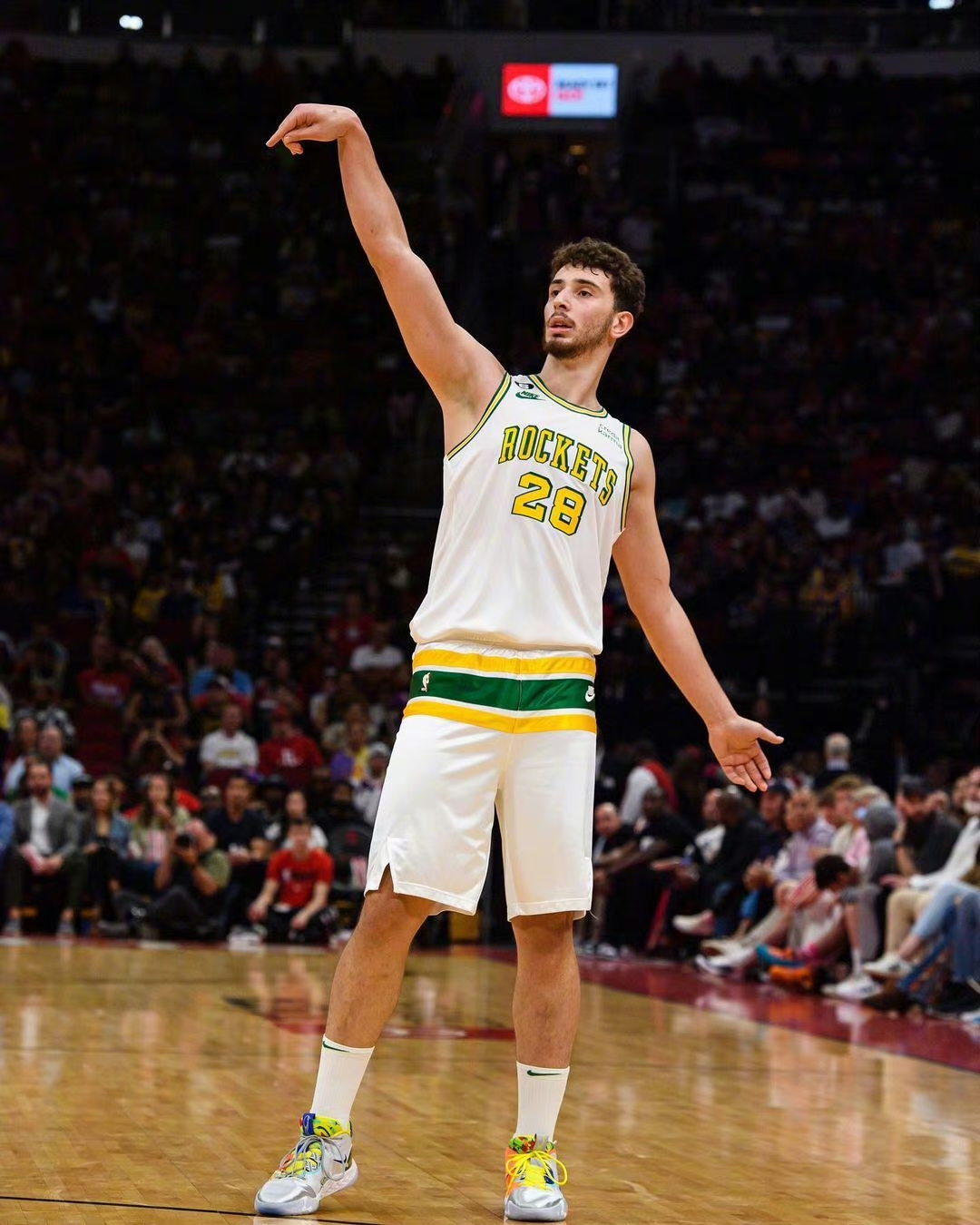 阿尔佩伦·申京低位技术(艾伦·佩吉个人简介)