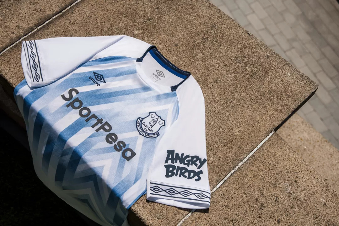 竞彩网首页-埃弗頓(dùn)球衣左袖廣(guǎng)告(gào)空缺(埃弗頓(dùn)球衣胸前廣(guǎng)告(gào))