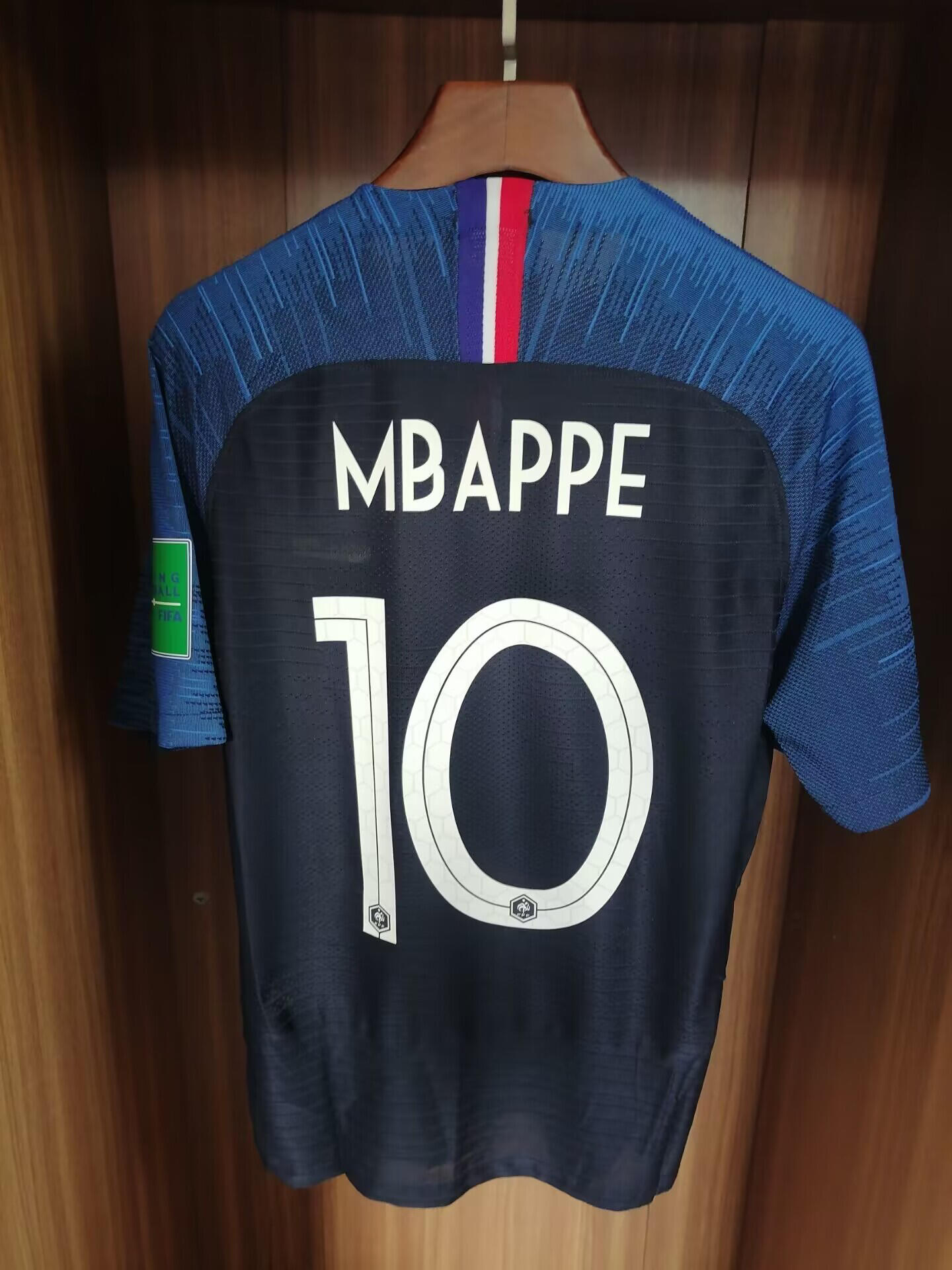 竞猜-巴黎姆巴佩2023球衣(姆巴佩巴黎的球员号码)